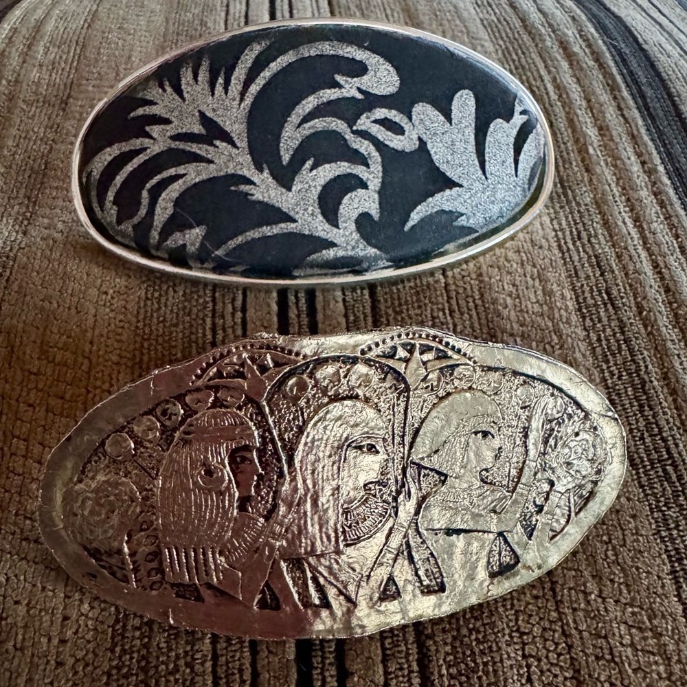 Elegant Silver and Black Hair Accessories with Intricate Designs